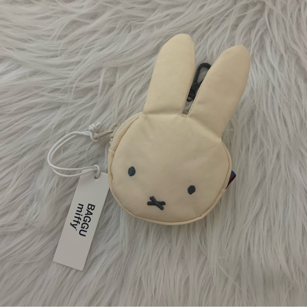 Baggu x Miffy Cream Coin Purse
